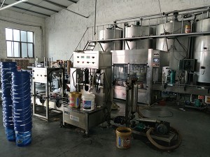 生產(chǎn)設(shè)備